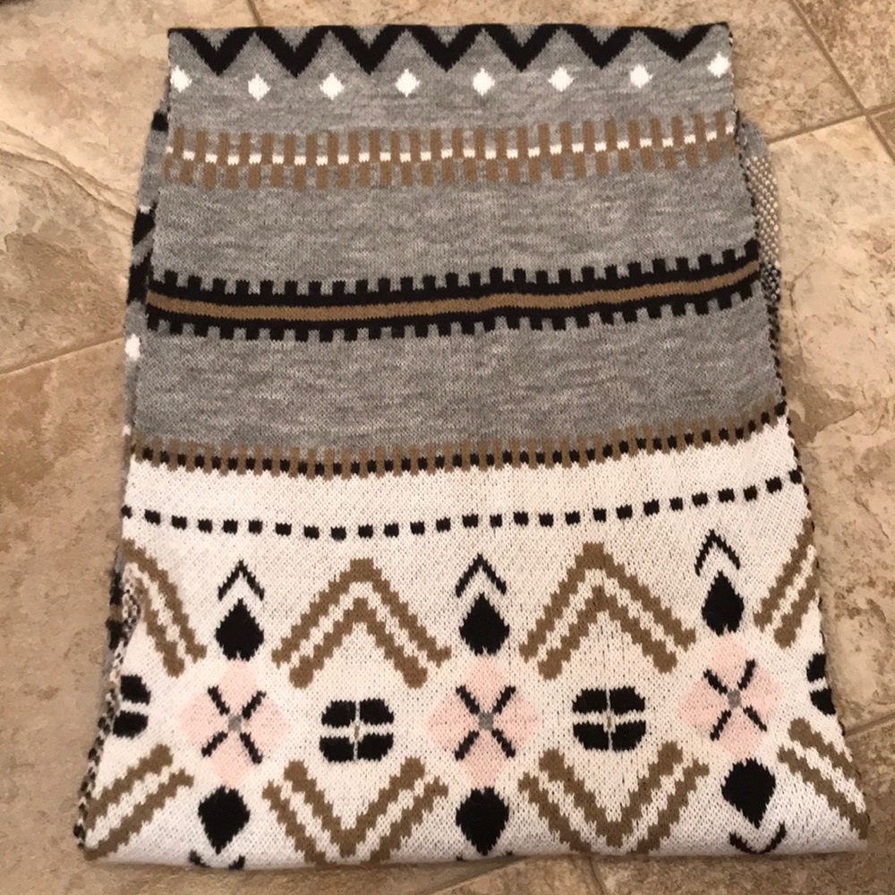 Scarf or wrap